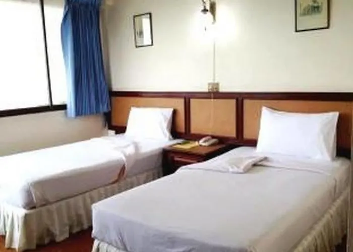 Hotel Kritthai 3*